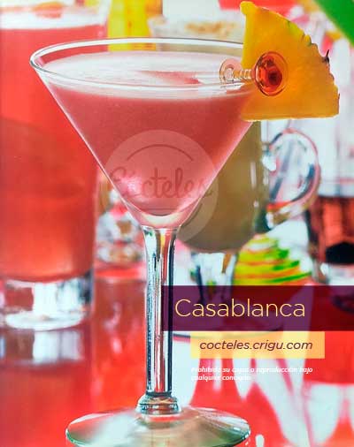 Cóctel Casablanca con Ron Blanco